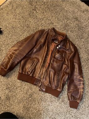 70’s Vintage Men's Brown Leather Bomber Jacket Size 44 Tall